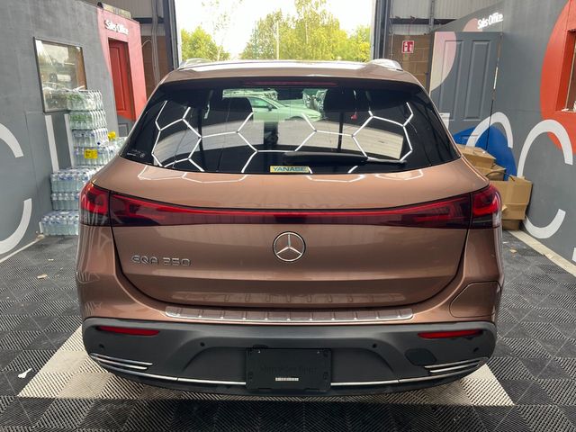 Image for 2021 Mercedes-Benz EQA 2021 MERCEDES-BENZ EQA 250 BASE GRADE AUTOMATIC / CRUISE CONTROL / PARKING CAMERA / ELECTRIC MEMORY & HEATED SEATS / PADDLE SHIFTERS / AMBIENT LIGHTS / APPLE CARPLAY AND MORE