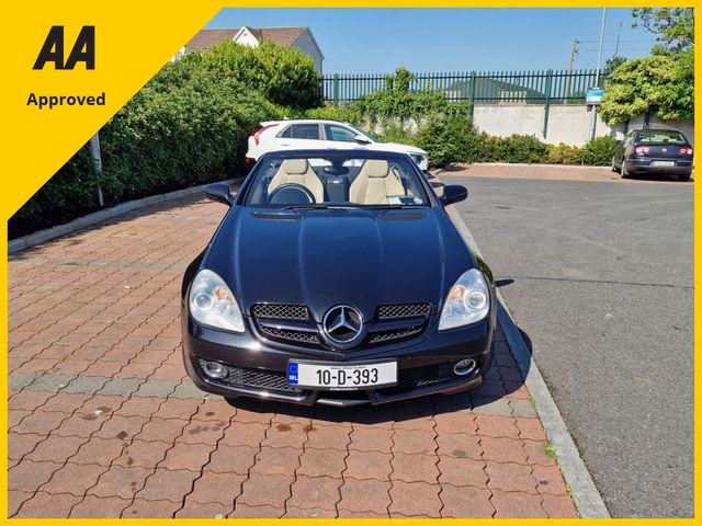 Image for 2010 Mercedes-Benz SLK Class SLK 200 K * OBSDIAN BLACK / BEIGE NAPPA LEATHER * REVERSE CAMERA * VERL LOW MILES WITH MERCEDES SERVICE RECORD * BEST AVAILABLE * 