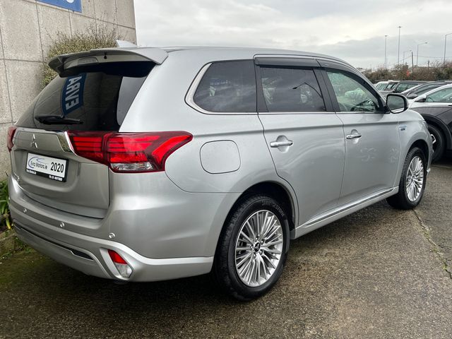 Image for 2020 Mitsubishi Outlander G 4WD AUTOMATIC PHEV 2.4 PETROL //HIGH SPEC//HALF LEATHER ELECTRIC HEATED SEATS//HEATED STEERING WHEEL//REVERSE CAMERA//KEYLESS ENTRY//