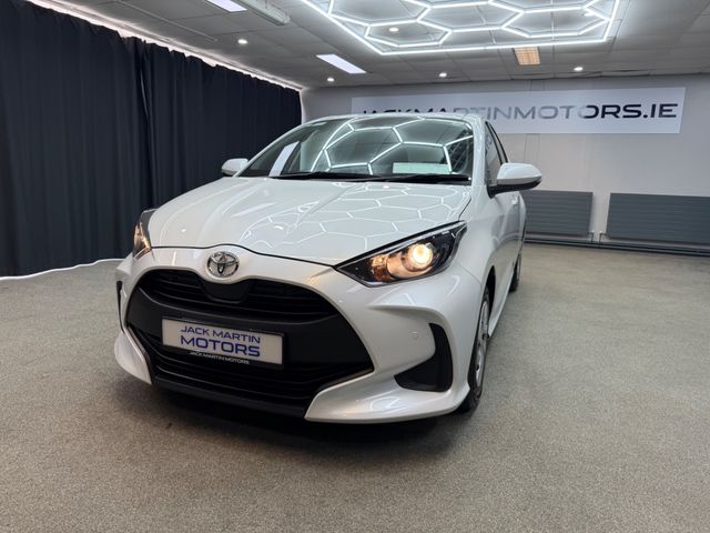 Image for 2022 Toyota Yaris 1.0 Petrol