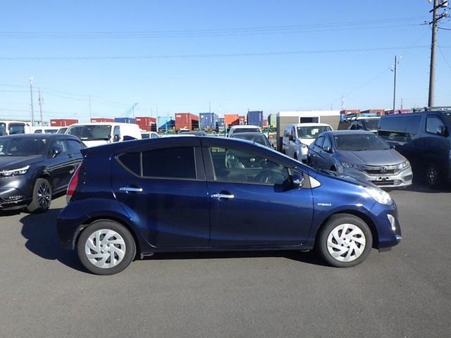 Image for 2016 Toyota Aqua S StyleBlack