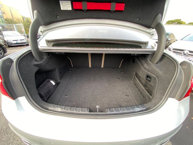 Image for 2016 BMW 3 Series 330e PHEV 'Luxury' Oyster Leather
