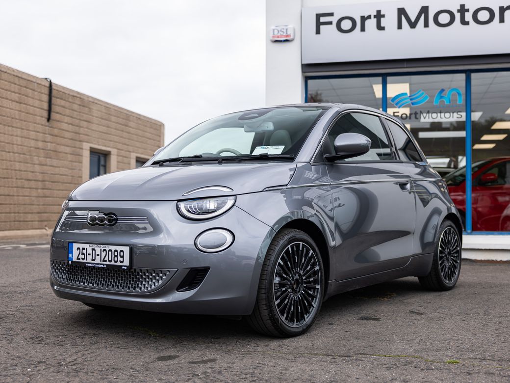 Image for 2025 Fiat 500 LA Prima 42KWH 3DR Auto