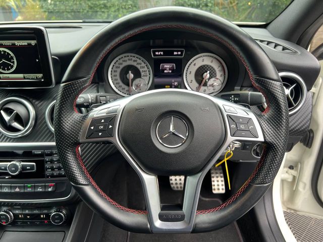 Image for 2014 Mercedes-Benz A Class A180 AMG-LINE 1.6 AUTO // REVERSE CAMERA // 18" AMG-LINE ALLOYS // ADAPTIVE CRUISE CONTROL