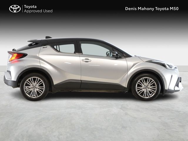 Image for 2023 Toyota C-HR Hybrid Sol