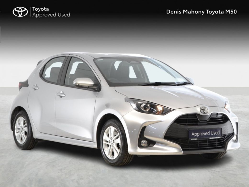 Image for 2025 Toyota Yaris Hybrid Luna Auto
