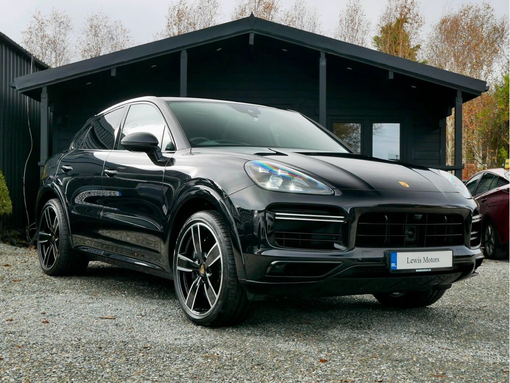 Image for 2022 Porsche Cayenne TURBO S E-HYBRID, CARBON CERAMICS, BOSE, SUNROOF, SPORTS EXHAUST, HUD, ADAPTIVE CRUISE CONTROL