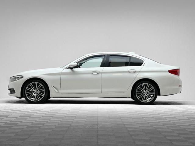 Image for 2019 BMW 5 Series 520D SE AUTO