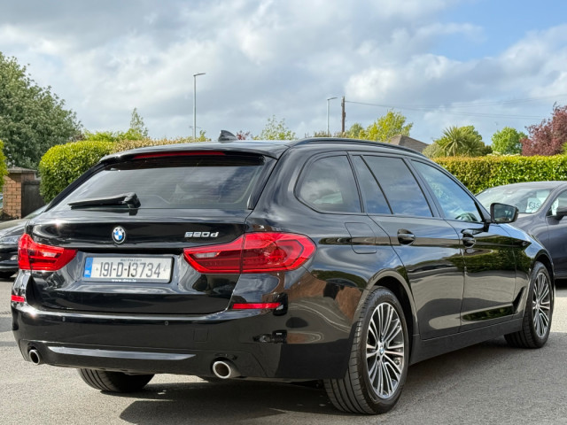 Image for 2019 BMW 5 Series 520D SE AUTO TOURING *LOW KMS & HIGH SPEC*