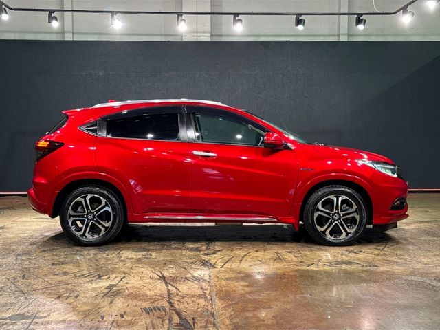 Image for 2020 Honda Vezel 1.5 HYBRID - CRUISE CONTROL - REVERSE CAMERA - ELECTRIC SEATS