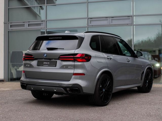 Image for 2026 BMW X5 Xdrive50e M Sport Pro