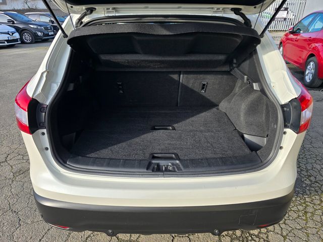 Image for 2016 Nissan Qashqai 1.5D SVE