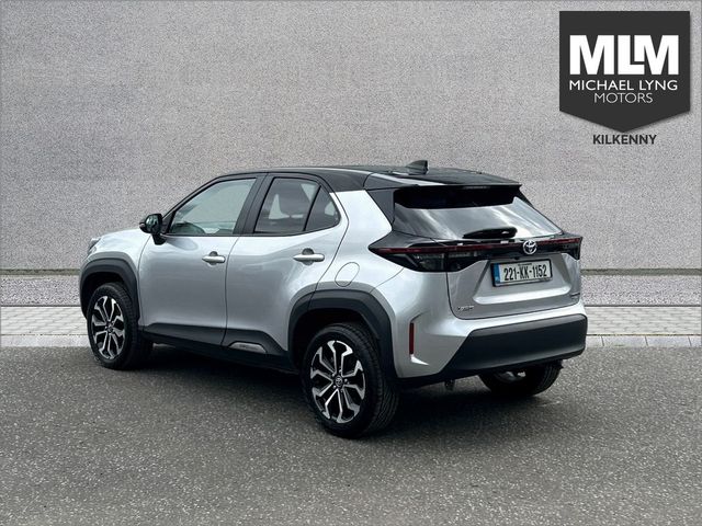 Image for 2022 Toyota Yaris Cross 1.5 Hybrid CVT Luna Sport