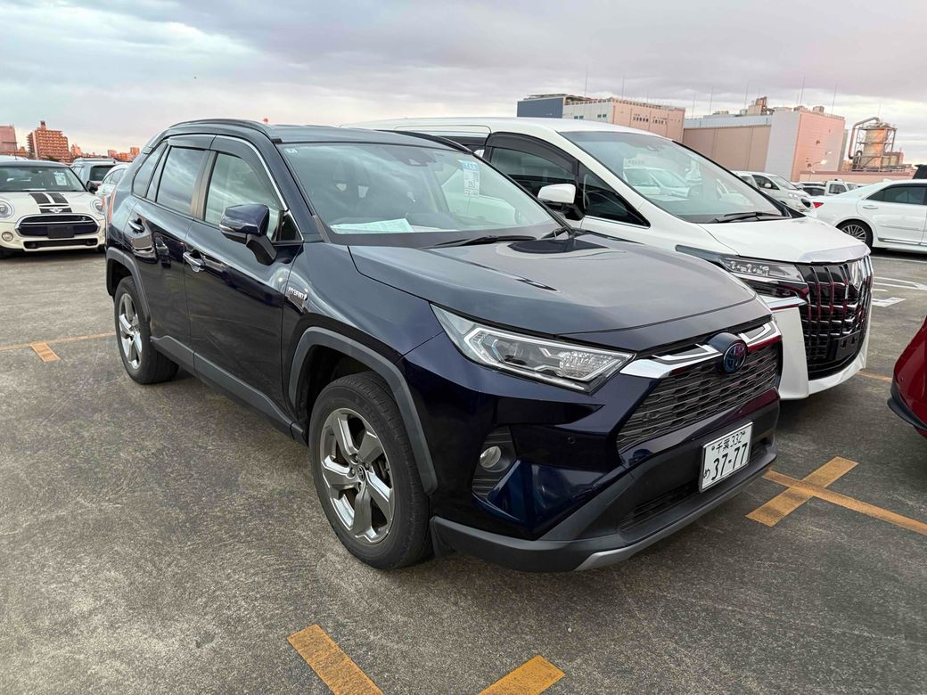 Image for 2020 Toyota Rav4 G 4WD LEATHER HYBRID AUTOMATIC 2.5 PETROL //HIGH SPEC//FULL LEATHER HEATED SEATS//REVERSE CAMERA//KEYLESS ENTRY//ADAPTIVE CRUISE CONTROL//HEATED STEERING WHEEL//