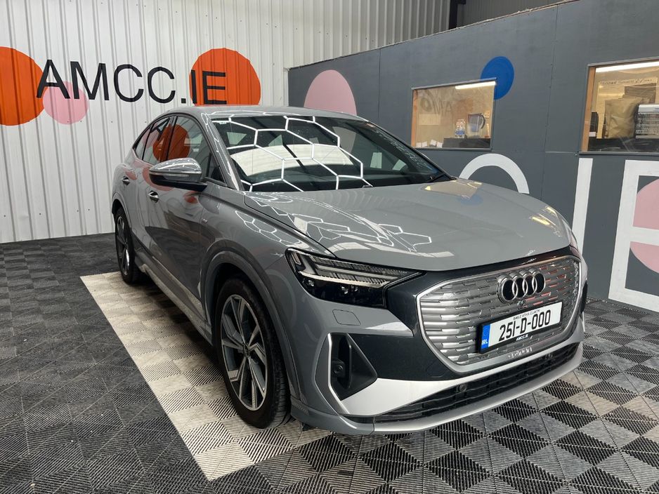 Image for 2025 Audi Q4 e-tron 2025 AUDI Q4 SPORTBACK E-TRON AUTOMATIC / CRUISE CONTROL / 360 CAMERA / ELECTRIC MEMORY & HEATED SEATS / PADDLE SHIFTERS / AMBIENT LIGHTS / APPLE CARPLAY AND MORE