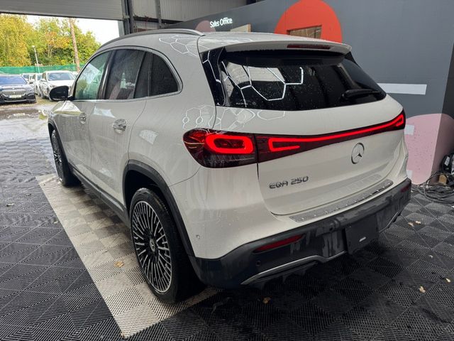 Image for 2021 Mercedes-Benz EQA 2021 MERCEDES-BENZ EQA AUTOMATIC / CRUISE CONTROL / 360 CAMERA / ELECTRIC MEMORY & HEATED SEATS / PANORAMIC SUNROOF/ PADDLE SHIFTERS / AMBIENT LIGHTS AND MORE