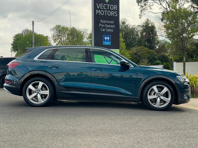 Image for 2021 Audi e-tron 50 QUATTRO TECHNIK