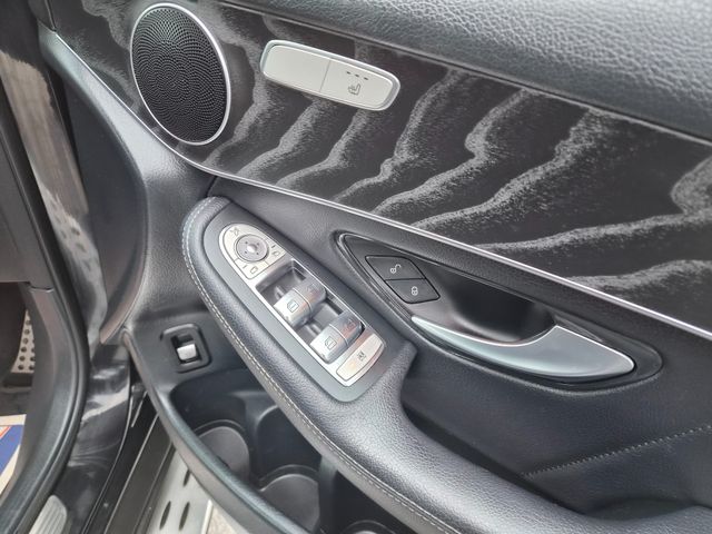 Image for 2020 Mercedes-Benz GLC Class 300D 4matic AMG Line Premium 5