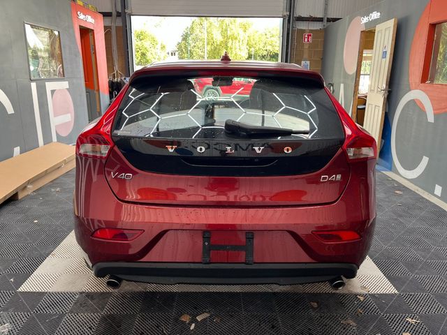 Image for 2017 Volvo V40 2017 VOLVO V40 D4 2.0 AUTOMATIC / CRUISE CONTROL / PARKING CAMERA / ELECTRIC MEMORY & HEATED SEATS / PADDLE SHIFTERS AND MORE