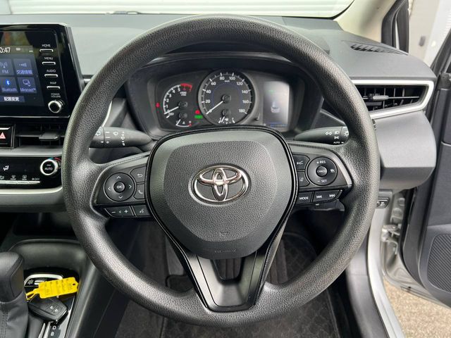 Image for 2020 Toyota Corolla TOURING 1.8 HYBRID // NEW 2 YEAR NCT // 15" ALLOYS // DUAL ZONE CLIMATE CONTROL