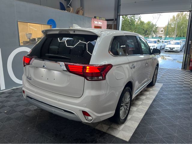 Image for 2019 Mitsubishi Outlander €22950! OUTLANDER 2.4 HYBRID / 72k KMs / HEATED SEATS + STEERING WHEEL , REVERSE CAMERA , ADAPTIVE CRUISE & MORE