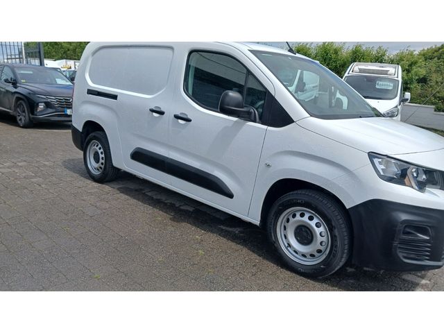 Image for 2022 Peugeot Partner 