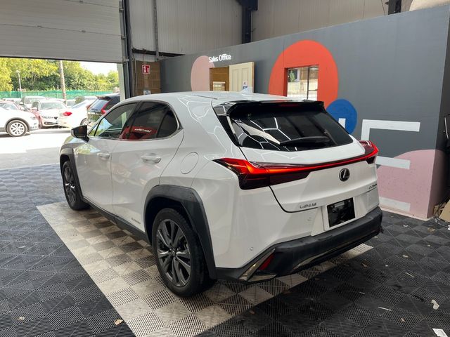 Image for 2021 Lexus UX 250H 2021 LEXUS UX 250H F SPORT 2.0 AUTOMATIC / CRUISE CONTROL / PARKING CAMERA / ELECTRIC MEMORY & HEATED SEATS / PADDLE SHIFTERS AND MORE