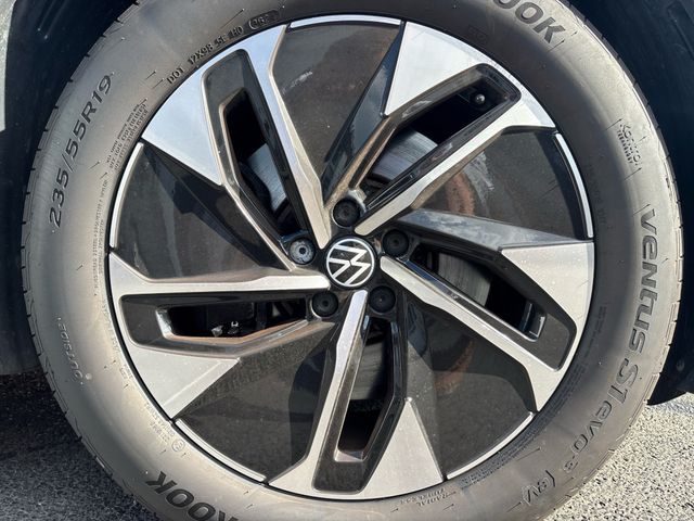 Image for 2024 Volkswagen ID.5 STYLE PRO