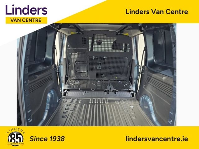 Image for 2027 Citroen Berlingo 271 5 SEAT CREW VAN