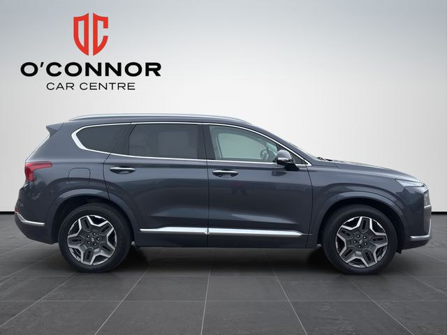 Image for 2022 Hyundai Santa Fe "Saving fuel while carrying half the parish"