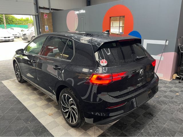 Image for 2024 Volkswagen Golf €31950 2024 VOLKSWAGEN GOLF TDI ACTIVE 2.0 AUTOMATIC / CRUISE CONTROL / REVERSE CAMERA / HEATED SEATS / HEATED STEERING WHEEL / PADDLE SHIFTERS / AMBIENT LIGHTS / APPLE CARPLAY AND MORE