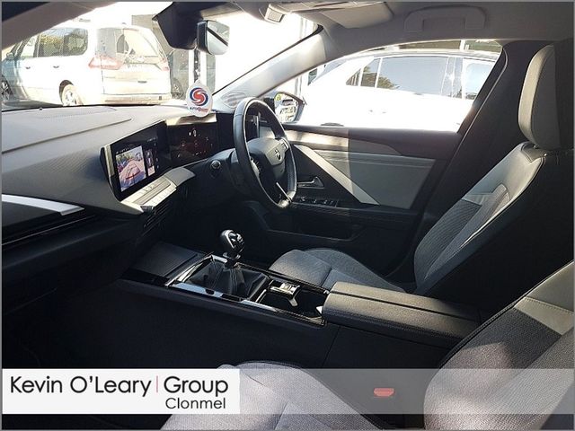 Image for 2023 Opel Astra Elegance 1.2 Turbo 130PS 6 Speed