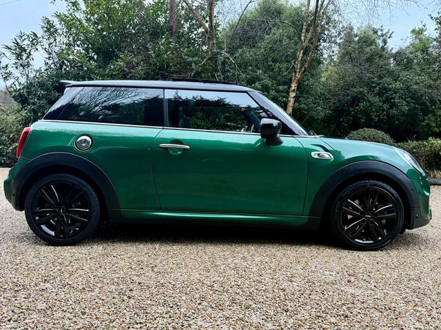 Image for 2020 Mini Hatch 2.0 COOPER S SPORT*John Cooper Works Styling Pack…Panoramic Sunroof * 