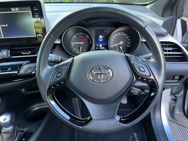 Image for 2023 Toyota C-HR 1.8 HYBRID AUTO // 17" ALLOYS // SERVICE HISTORY // REVERSE CAMERA
