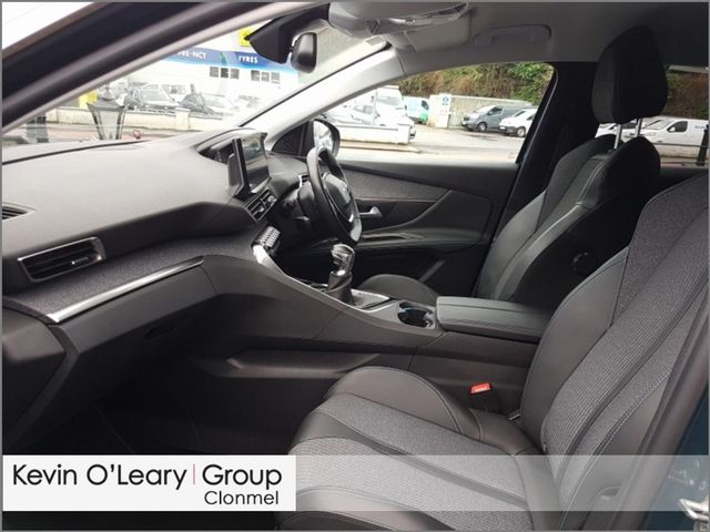Image for 2021 Peugeot 3008 Allure 1.5 Blue HDi 130bhp