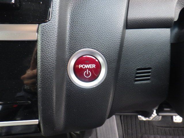 Image for 2015 Honda Fit 1.5 Petrol Hybrid Auto