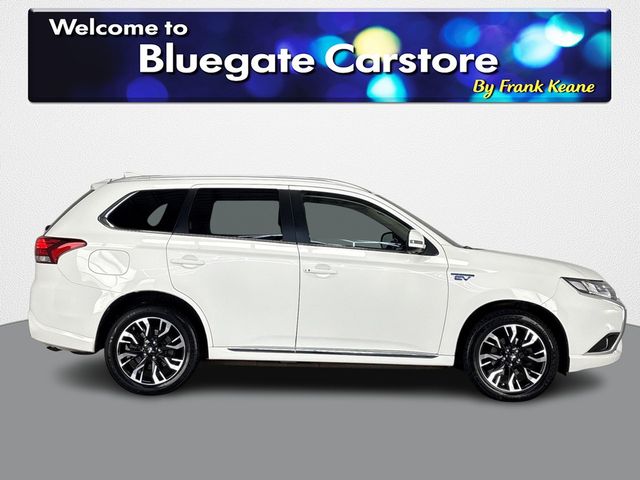 Image for 2018 Mitsubishi Outlander 2.0 4H PHEV 200BHP**HEATED MULTIFUNCTIONAL STEERING WHEEL**BLACK LEATHER INTERIOR**FRONT HEATED SEATS**TOUCH SCREEN MEDIA DISPLAY**18"ALLOYS**AIR CONDITIONING**FINANCE ARRANGED**NEW NCT**