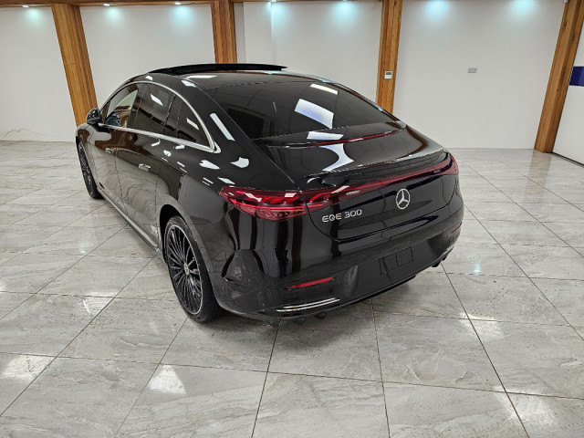 Image for 2023 Mercedes-Benz EQE PREMIUM PLUS // PAN SUNROOF