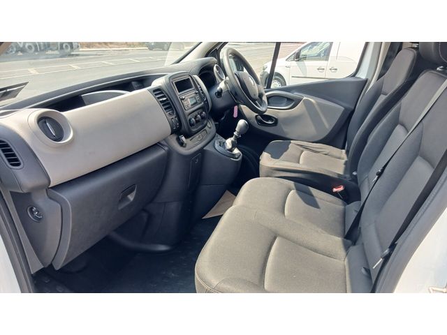 Image for 2017 Renault Trafic 
