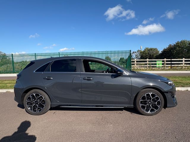 Image for 2025 Kia Ceed 1.0 GTL MY25, **warranty till 2032** **3 year AA** Bluetooth, Apple CarPlay, Alloy Wheels, Reversing Camera, Rear Parking Sensors, Touch Screen Infotainment System, 