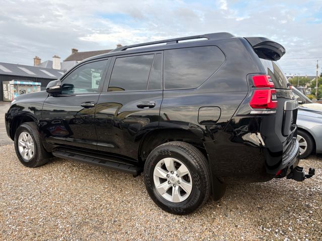 Image for 2023 Toyota Landcruiser 2.8 D4D 204 LWB GX Commercial