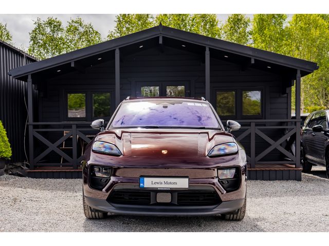 Image for 2025 Porsche Macan 4S, IRISH CAR, HUGE SPEC, 516BHP ON OVERBOOST, BOSE SOUND SYSTEM, PAN ROOF, COMFORT SEATS, AIR SUSPENSION, ADAPTIVE CRUISE CONTROL, 