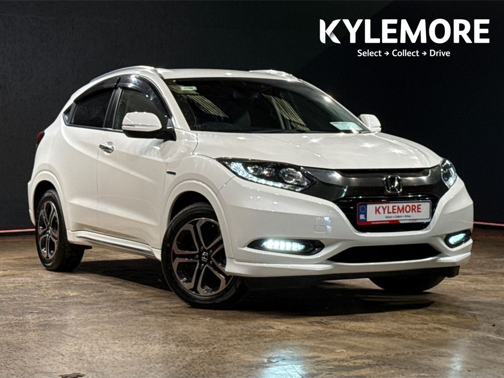 Image for 2017 Honda Vezel 1.5L HYBRID SUV - FACTORY ALLOYS - HALF BLACK & BROWN LEATHER - PADDLE SHIFT - CRUISE CONTROL - REAR CAMERA