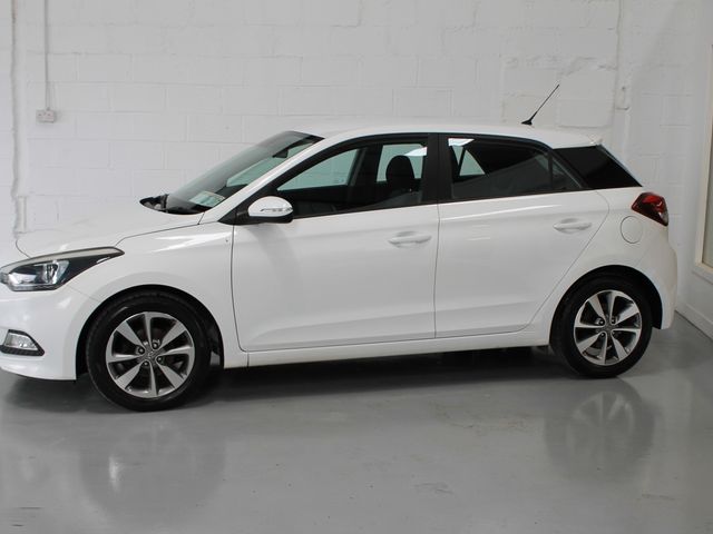 Image for 2017 Hyundai i20 Active Deluxe 5DR