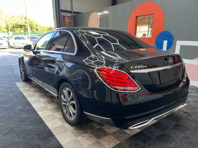 Image for 2016 Mercedes-Benz C Class 2016 MERCEDES-BENZ C-CLASS 4D AUTOMATIC/ PARKING CAMERA/ CRUISE CONTROL/ PADDLE SHIFTERS/ ELETRIC SEATS