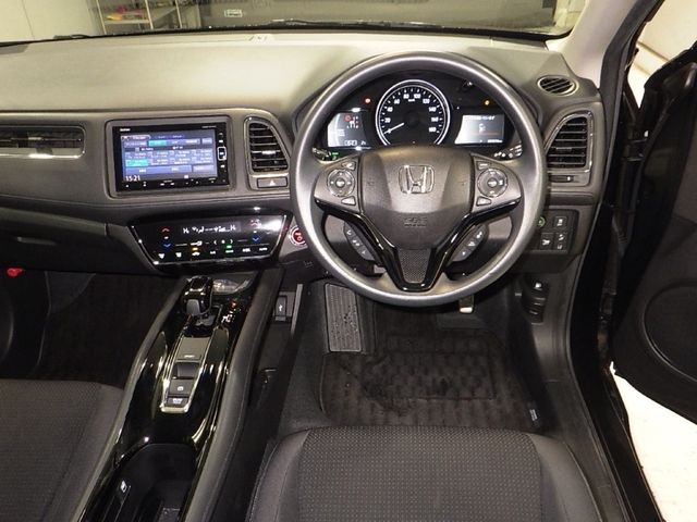 Image for 2018 Honda Vezel 1.5 HYBRID - FACELIFT MODEL - REAR CAMERA -CRUISE CONTROL - STABILITY CONTROL