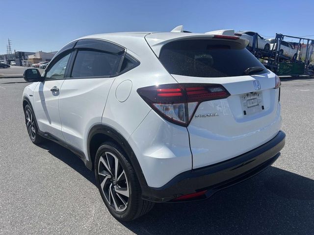 Image for 2017 Honda Vezel 1.5 HYBRID RS SENSING EDITION