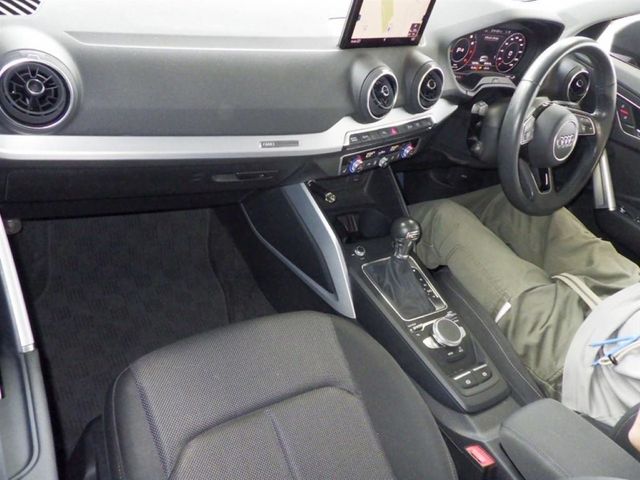 Image for 2020 Audi Q2 FACTORY ALLOYS - REVERSE CAMERA - ELECTRIC BOOT