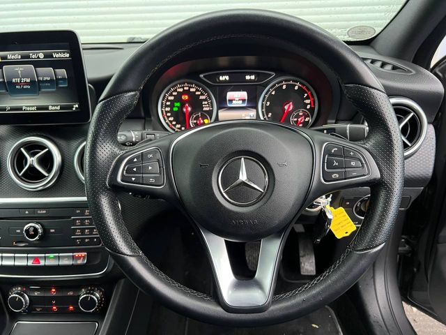 Image for 2016 Mercedes-Benz A Class A180 AMG-STYLE 1.6 // NEW 19" AMG-LINE ALLOYS // HEATED SEATS // REVERSE CAMERA 