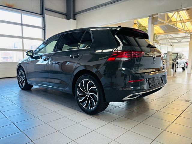 Image for 2022 Volkswagen Golf Style 2.0 TDI 115HP 5DR